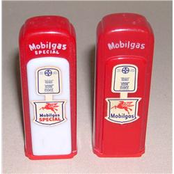 Mobil Gas Pump S&P Shakers from Ford Parkway Mobil