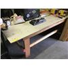 Image 1 : Shop table