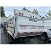 Image 3 : 2008 STERLING HAUL-ALL TURBO DIESEL, 2DR GARBAGE TRUCK, WHITE, VIN # 3F6WJ76A98G351335