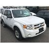 Image 2 : 2012 FORD ESCAPE HYBRID, 4DR SUV, WHITE, VIN # 1FMCU5K33CKA92554