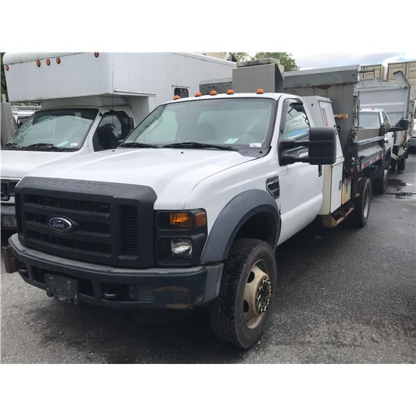 2008 FORD F-550 XL, 2DR DUALLY DUMP TRUCK, WHITE, VIN # 1FD5F56Y08EE26036