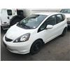 Image 1 : 2010 HONDA FIT, 4 DR HATCHBACK, WHITE, VIN# JHMGE8H51AC800500