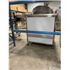 Image 2 : TAIQI SEIKO TQG SPEED CONTROLLED STAINLESS STEEL COMMERCIAL SMALL BOTTLE MIXING STATION WITH BOTTLE