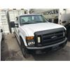 Image 2 : 2008 FORD F-250 XL SUPERDUTY, 2DR CREW CAB PU, WHITE, VIN #1FTSX215X8EB74912