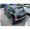 Image 2 : 2005 MINI COOPER S, 2 DR HATCHBACK, BLACK, VIN# WMWRE33505TG96852