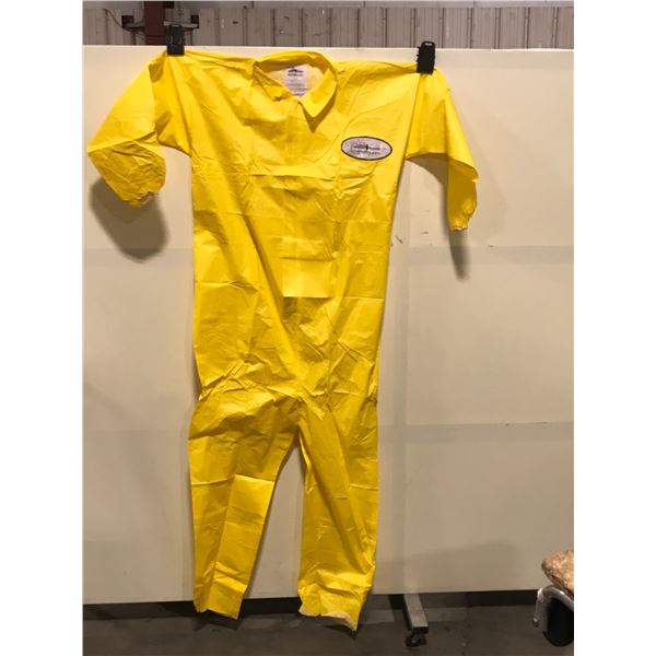 3 BOXES OF ENVIROGUARD CHEMSPLASH BREATHABLE PROTECTIVE COVERALLS SIZE 2XL