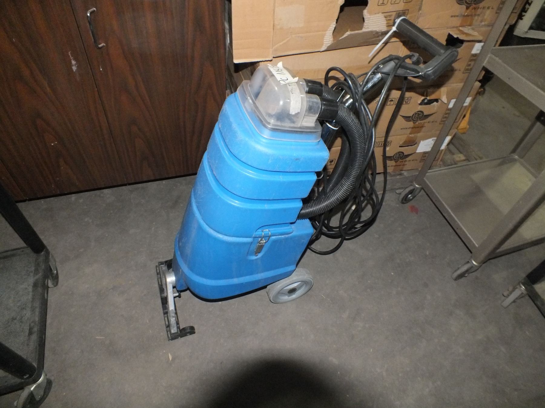Commercial Carpet Cleaner