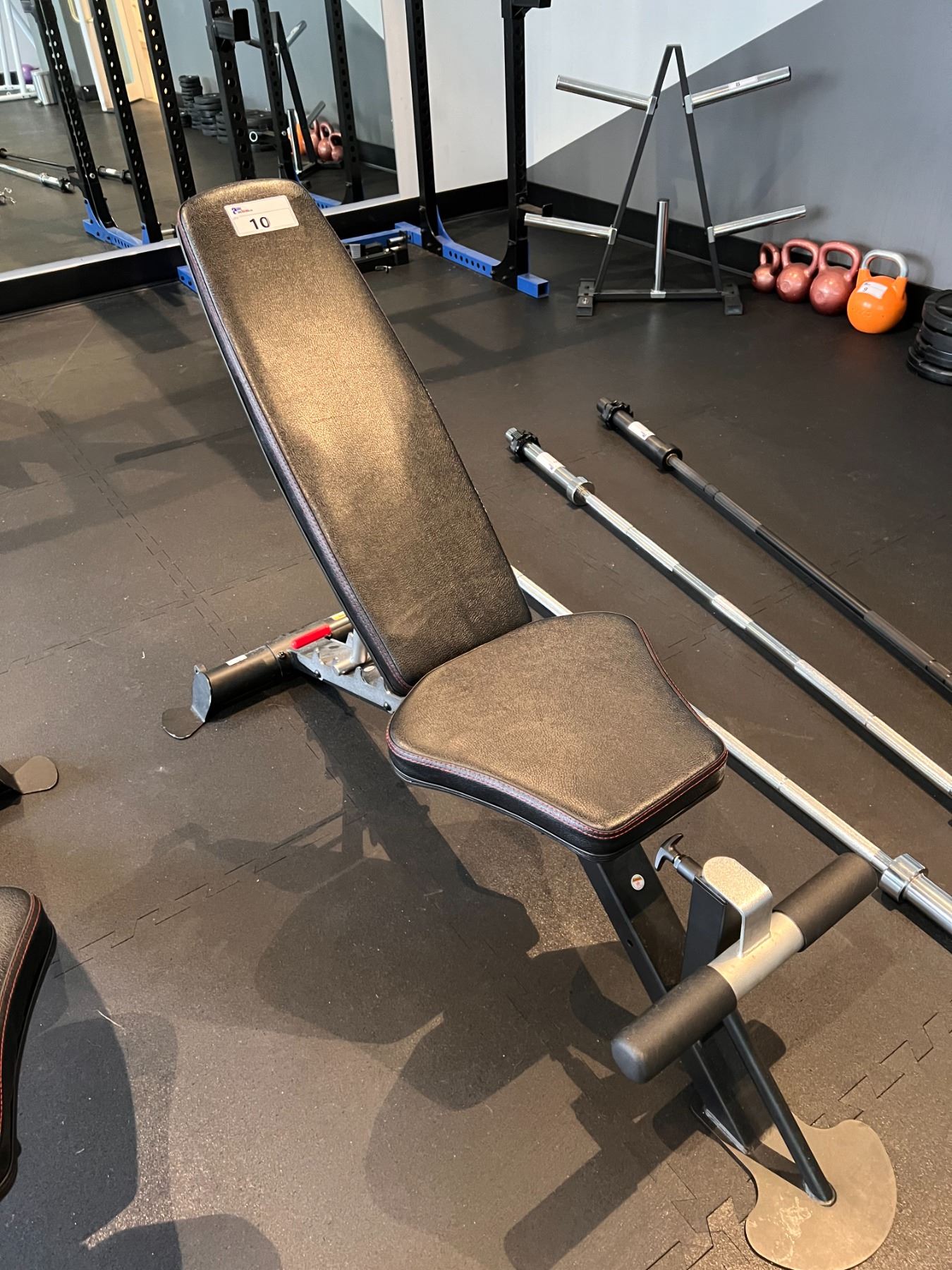 Incline Bench Inverted INSPIRE ADJUSTABLE INCLINE BENCH