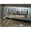 Image 3 : Homelite Super XL Chainsaw- 22" Bar- Good Compression