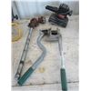 Image 2 : Sander- Stud Punch- Shoplight- Threader- Tire Chains