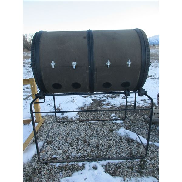 Mantis Composter On Frame- 51" x 32"