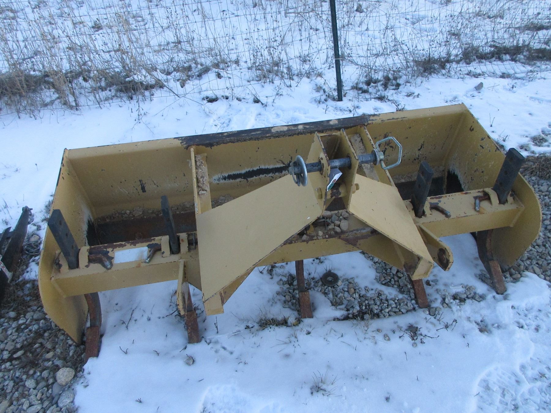 King Kutter 5' 3 Point Box Scraper