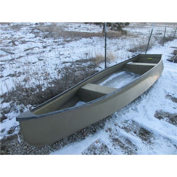 13 1/2' BO-NUE Fiberglass Canoe