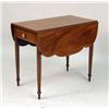 Image 2 : A FEDERAL MAHOGANY PEMBROKE TABLE
