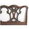 Image 2 : A HENREDON CARVED MAHOGANY HEADBOARD