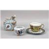Image 5 : A LARGE MISCELLANEOUS ASSORTMENT OF PORCELAIN TABLE ITEMS
