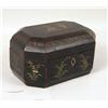 Image 1 : A CHINESE OCTAGONAL BLACK LACQUER AND GILT-DECORATED TEA CADDY