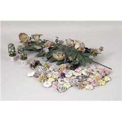 A GROUP OF MISCELLANEOUS ITEMS