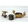 Image 10 : A MISCELLANEOUS LOT OF BRONZE, GILT METAL AND BRASS FITTINGS, REMNANTS AND PIECES
