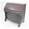 Image 1 : A CHIPPENDALE-STYLE MAHOGANY SLANT FRONT DESK