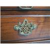 Image 2 : A CHIPPENDALE INLAID AND FIGURED WALNUT SLANT-FRONT DESK