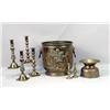 Image 1 : A MISCELLANEOUS ASSORTMENT OF BRASS