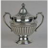 Image 5 : AN AMERICAN SILVER FIVE PIECE TEA AND COFFEE SERVICE WITH MATCHING DOUBLE-HANDLED TEA TRAY