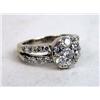 Image 1 : A 14K WHITE GOLD AND DIAMOND RING
