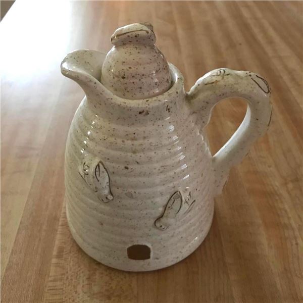 Vintage Beehive Honey Pot