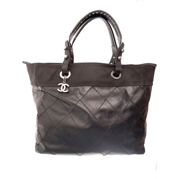 Chanel Black Leather Large Biarritz Tote Bag
