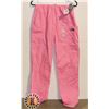 Image 1 : WOMENS PINK CARGO SCRUBS SIZE TSM