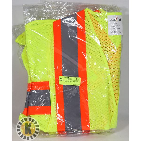 LOT OF 2 TRAFFIC SAFETY VESTS