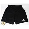 Image 1 : YOUTH BLACK SPORT SHORTS SIZE L 13/14