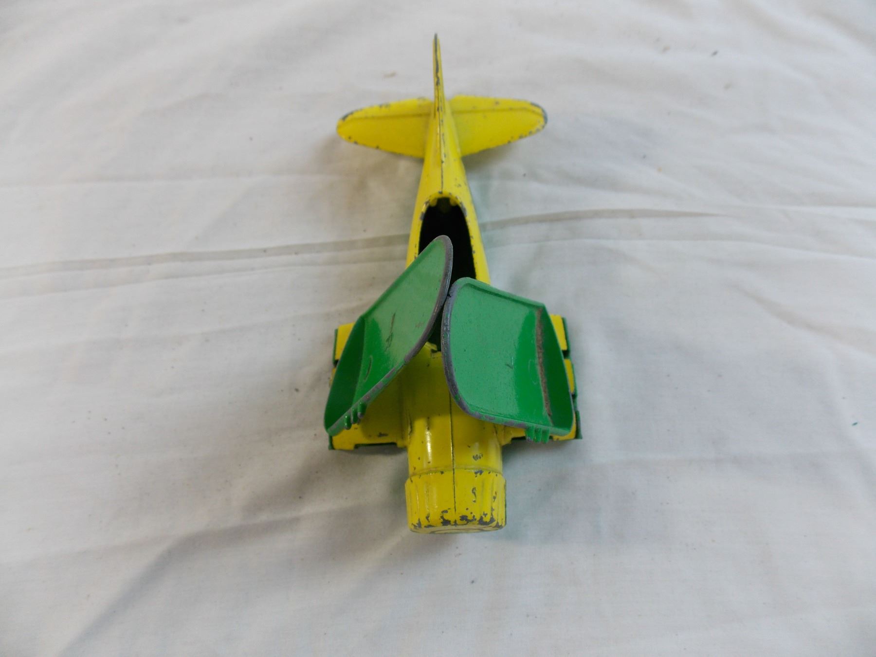 Hubley Kiddie Toy airplane retractable landing wheels + folding wings