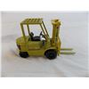 Image 4 : (2) Toyota + (1) Mitsubishi Forklift die-cast