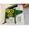 Image 2 : ERTL Corn Sheller die-cast in box