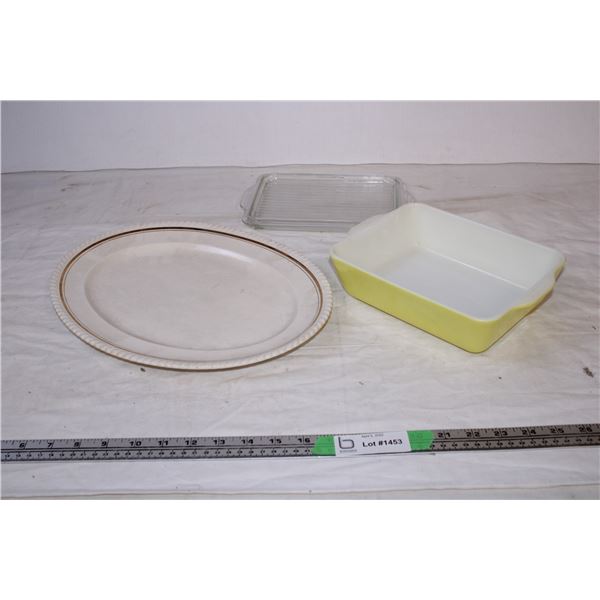 Pyrex bake dish,serving platter