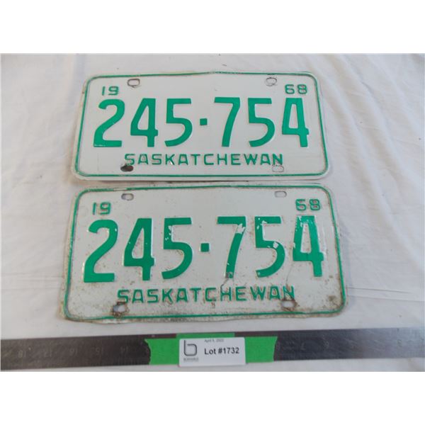 Sask 1968 matching license plates