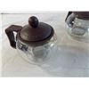 Image 2 : (3) small tea pots - one cracked on spout