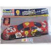 Image 2 : Cartoon Network Nascar 1:24 model kit - sealed