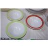 Image 2 : Pyrex Dinnerware