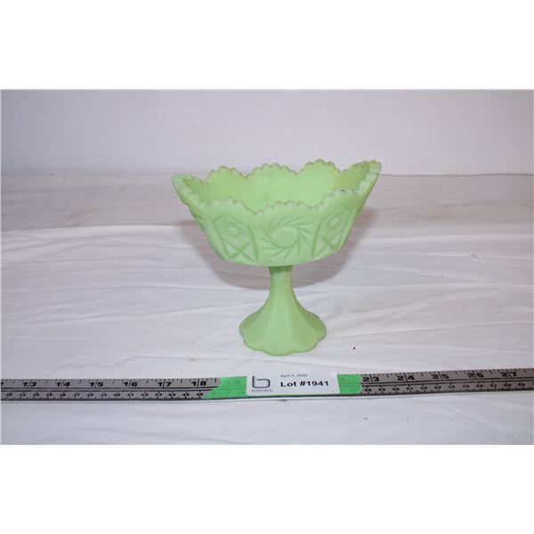 Jadeite Fenton vase