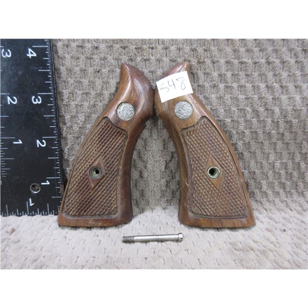 Smith & Wesson Revolver Grips With Screw
