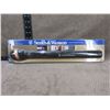 Image 2 : NEW - Smith & Wesson Flashlight - Xenon Bulb