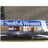 Image 3 : NEW - Smith & Wesson Flashlight - Xenon Bulb