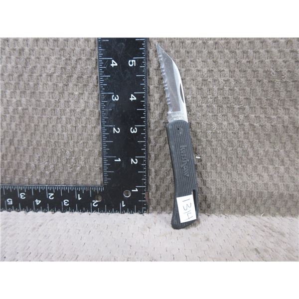 Pocket Knife - Locking - Kershaw Serrated Edge