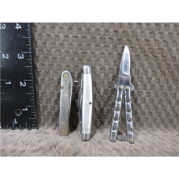 3 Miniature Pocket Knives