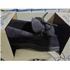 Image 3 : NEW Cozy Mountain Mens Memory Foam Slippers Size L (11-12)