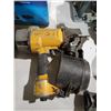 Image 2 : Bostitch Coil Nailer