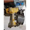 Image 2 : Bostitch Coil Nailer